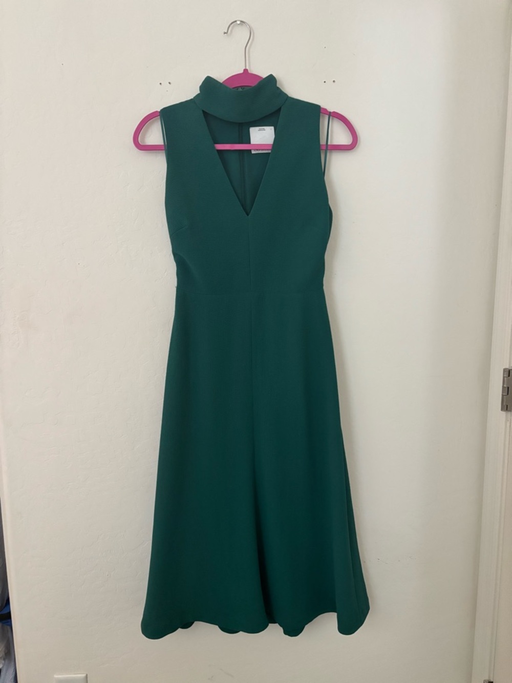 Cameo Collective Emerald Choker Neck Midi Dress Size S